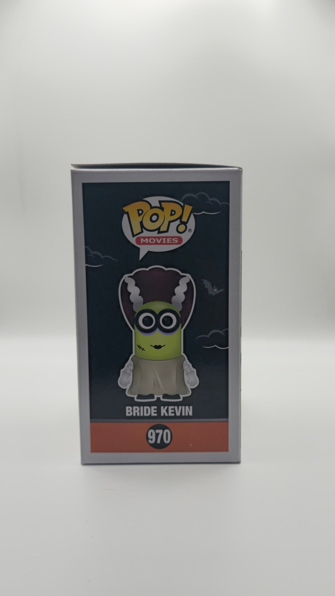 Funko Pop! Movies: Minions - Bride Kevin #970 (Glow in the Dark) (PopCultcha Exclusive)