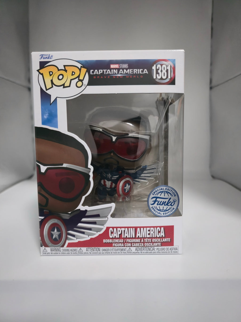 Captain America #1381 Funko Pop front of box