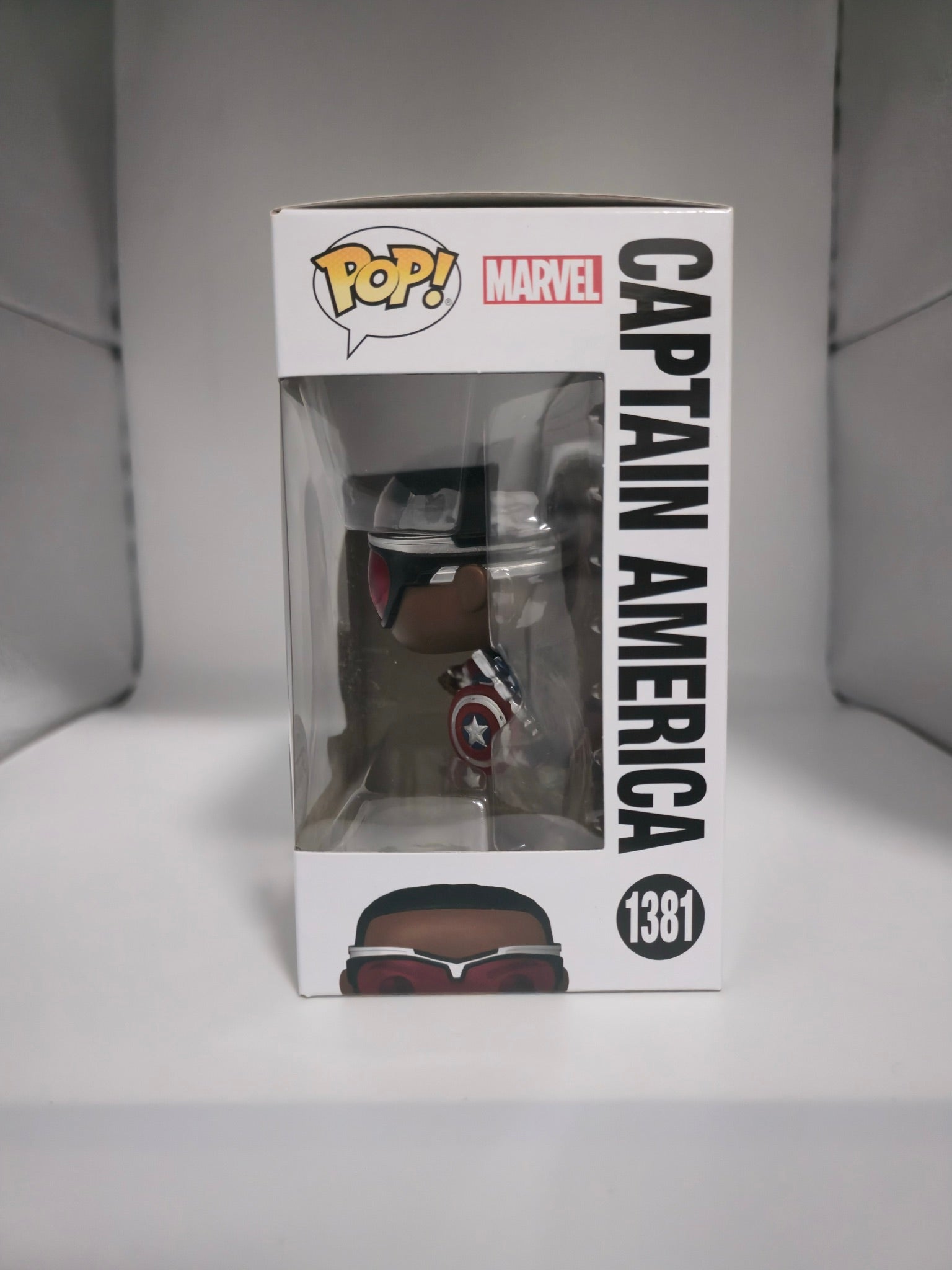 Captain America #1381 Funko Pop side of box