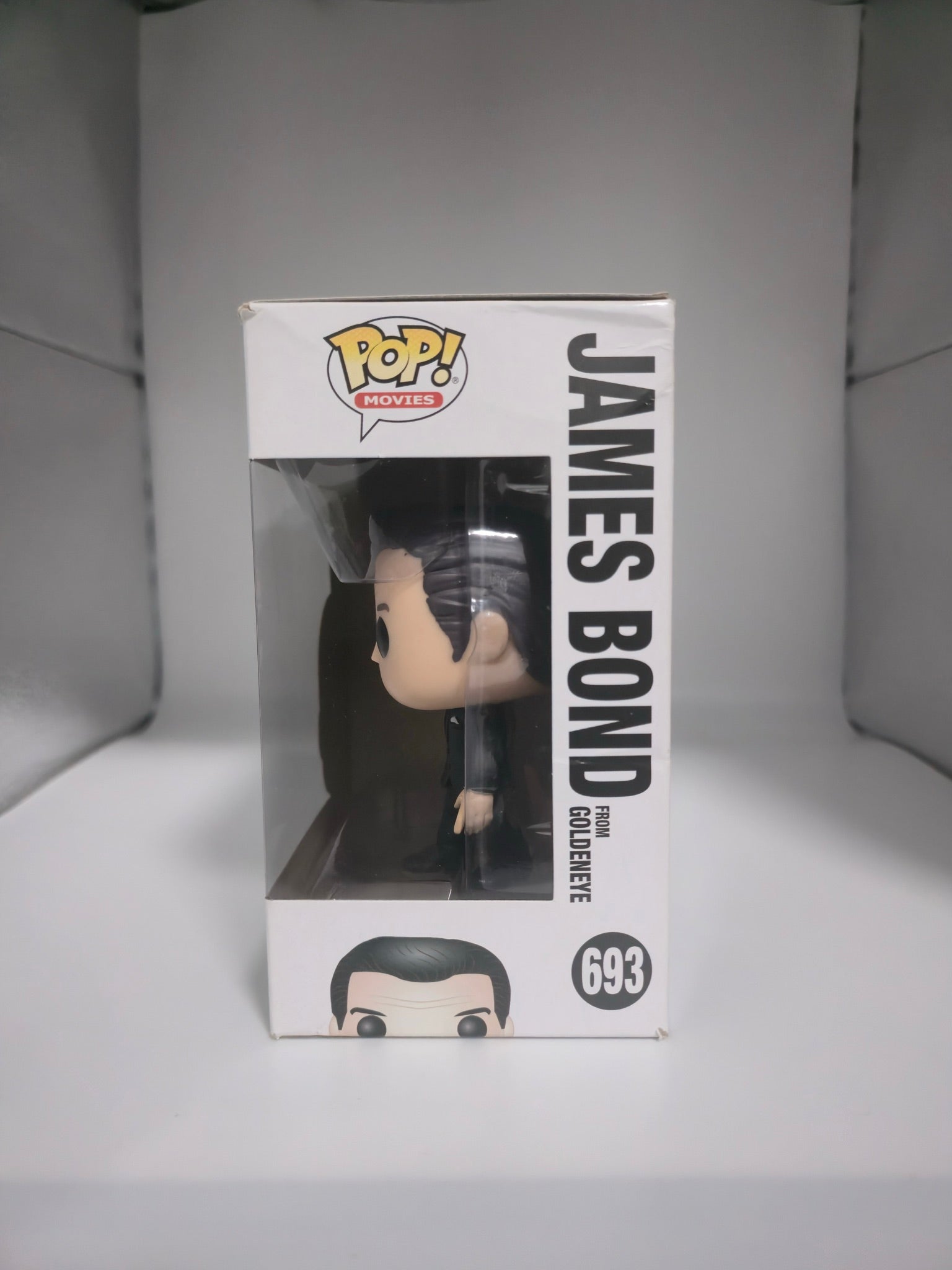 Funko Pop James Bond #693 - side of box