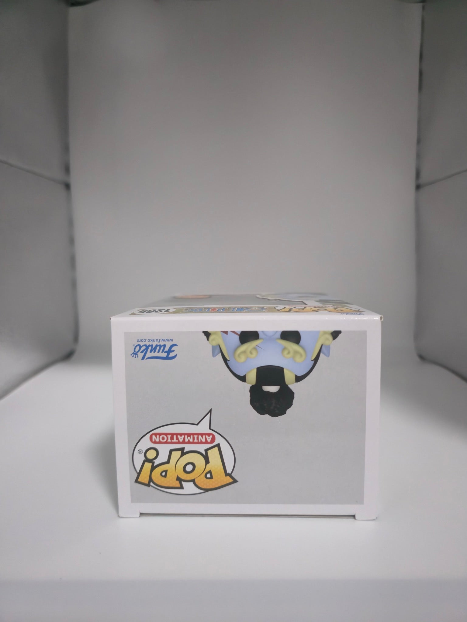 Jinbe Funko Pop #1265 Chase top of box
