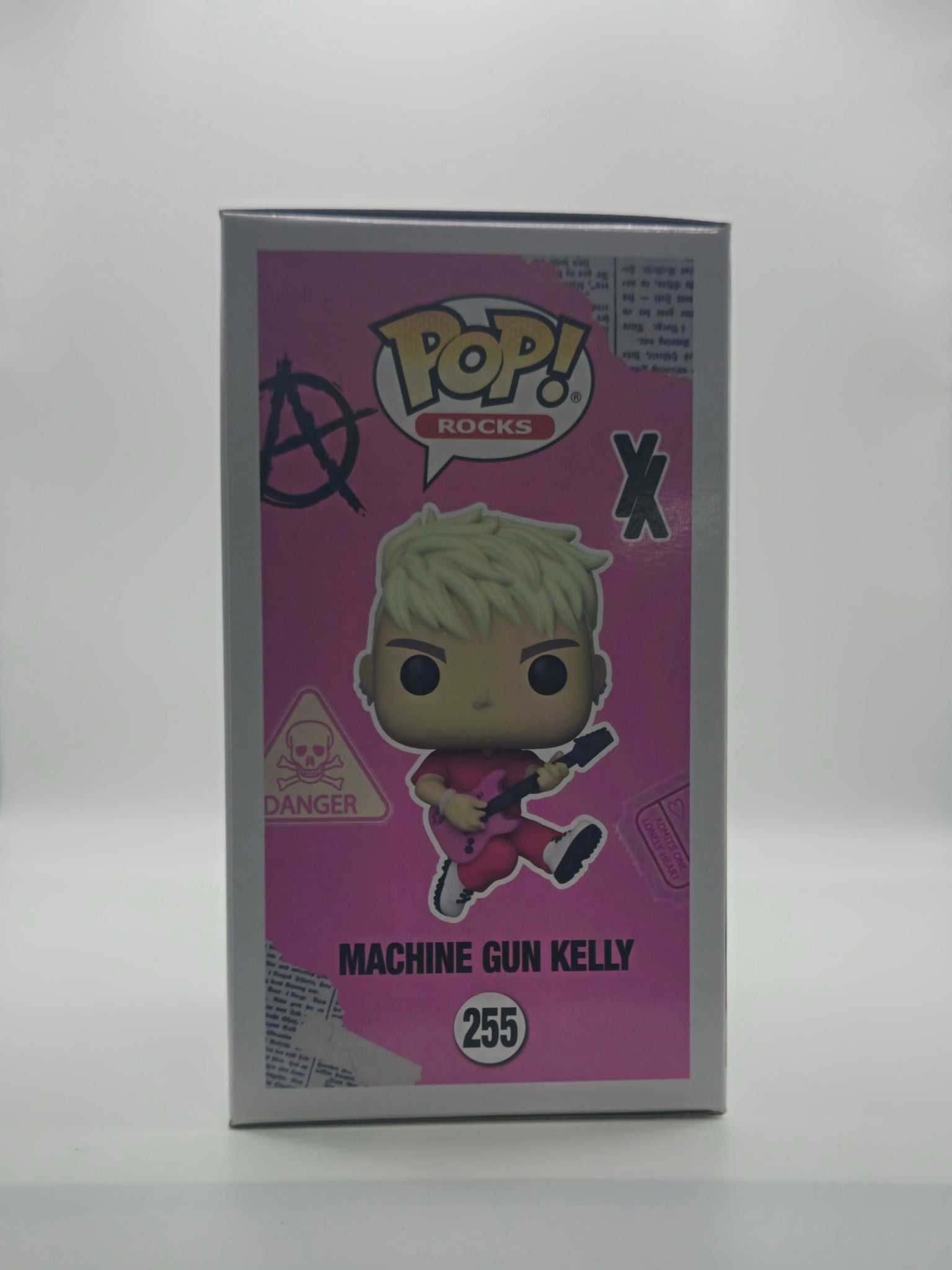 Funko Pop Machine Gun Kelly #255 - other side of box