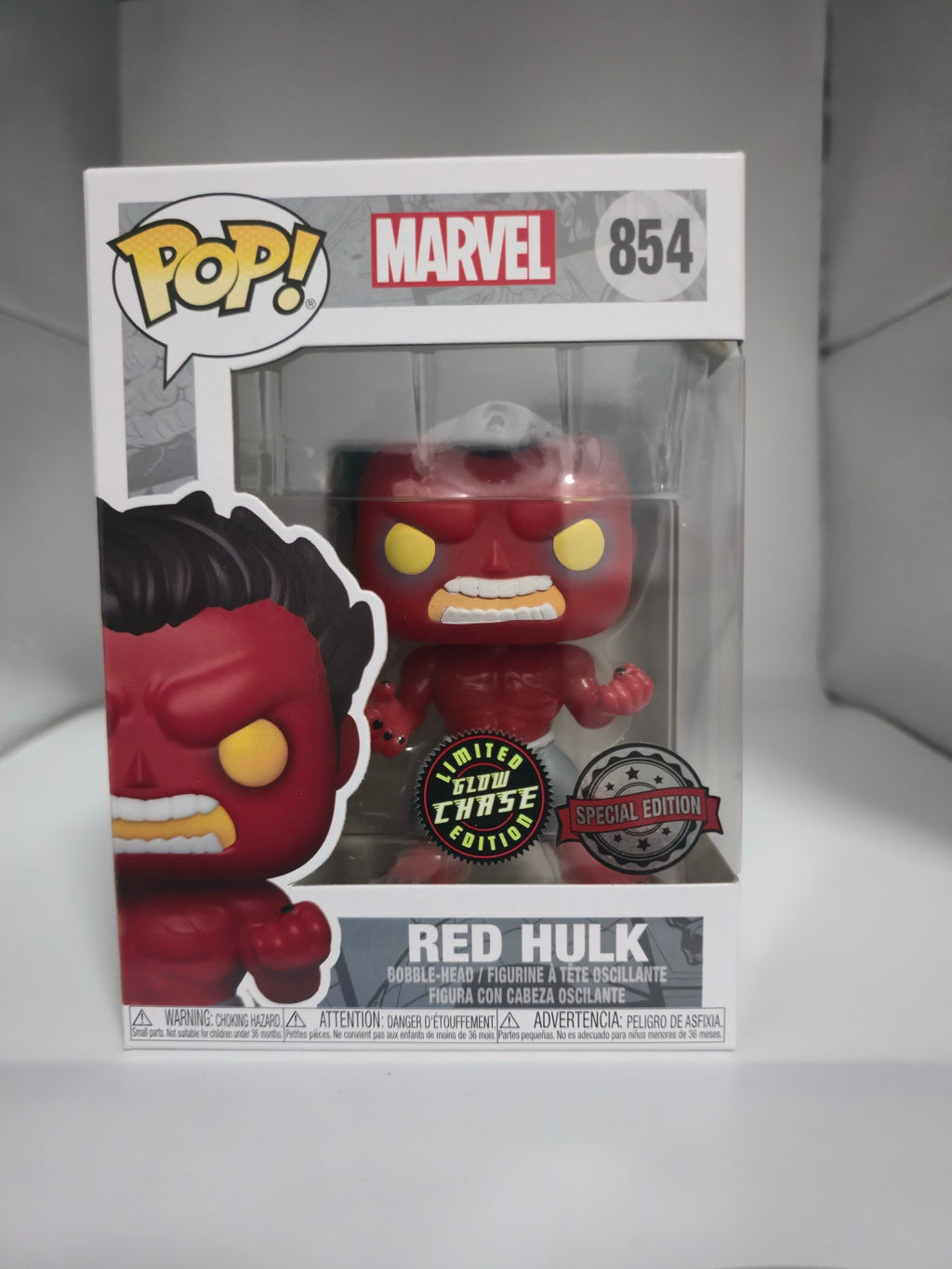 Red Hulk Glow Chase Funko Pop #854 front of box