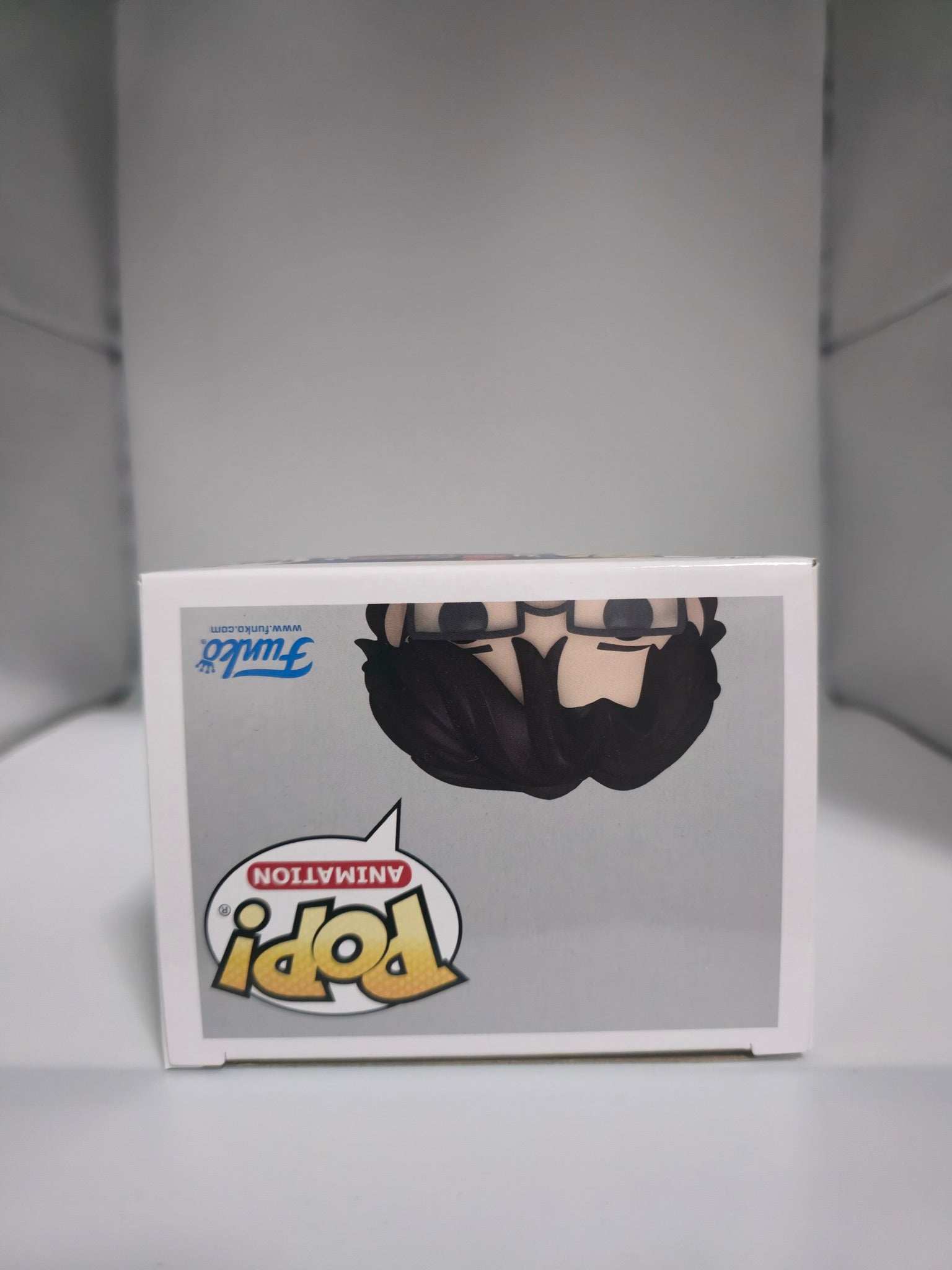 Funko Pop! Sosuke Aizen #1697 Bleach side of box