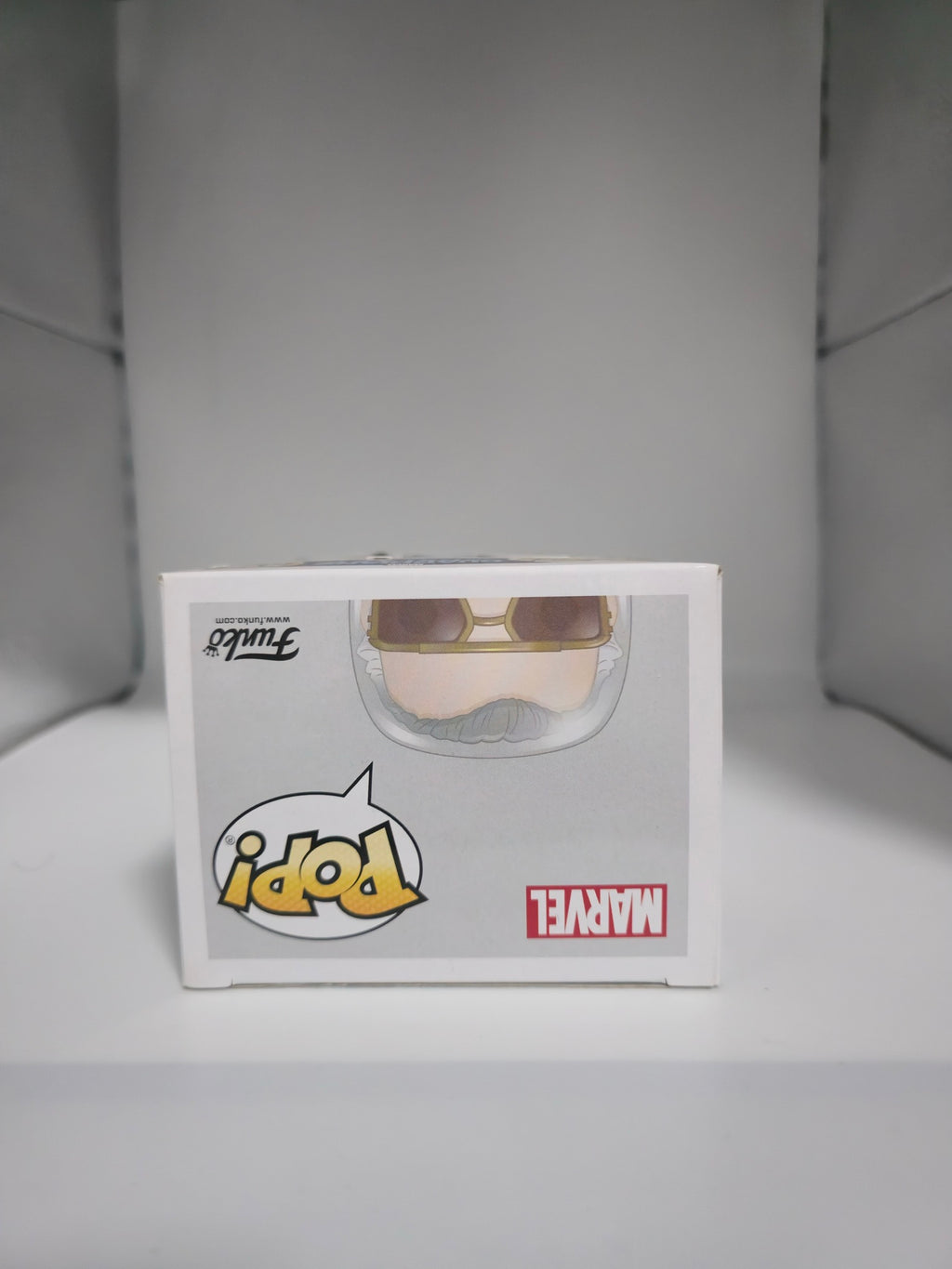 Stan Lee Astronaut Funko Pop #519 top of box