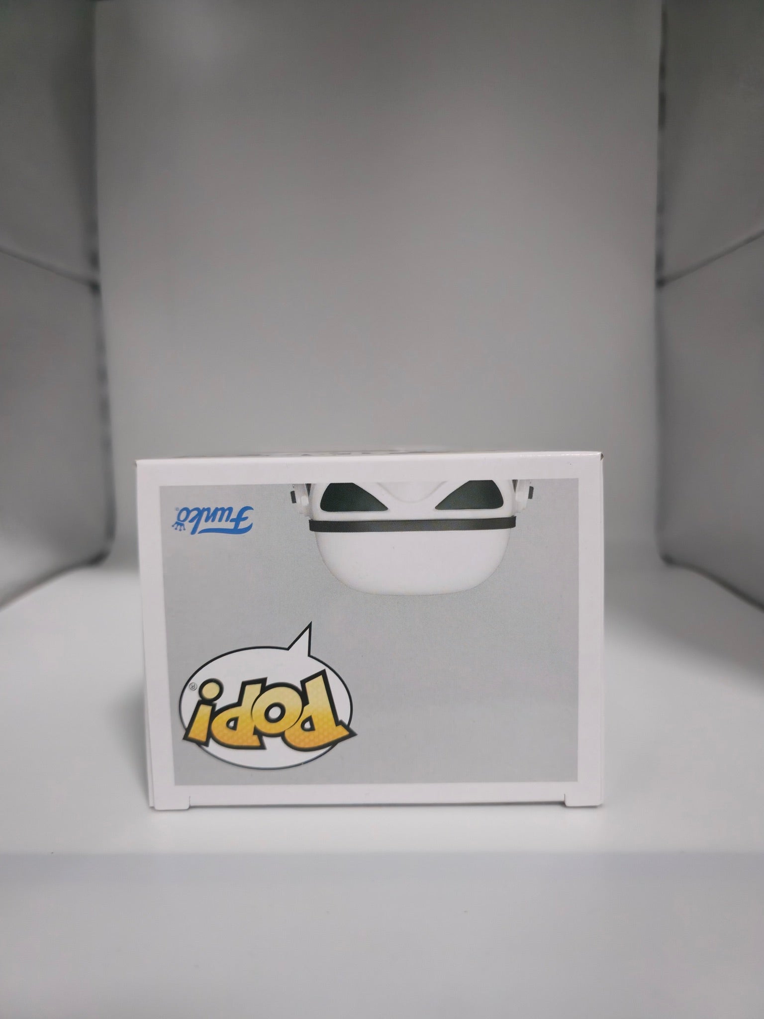 Funko Pop! Star Wars Stormtrooper #598 top of box